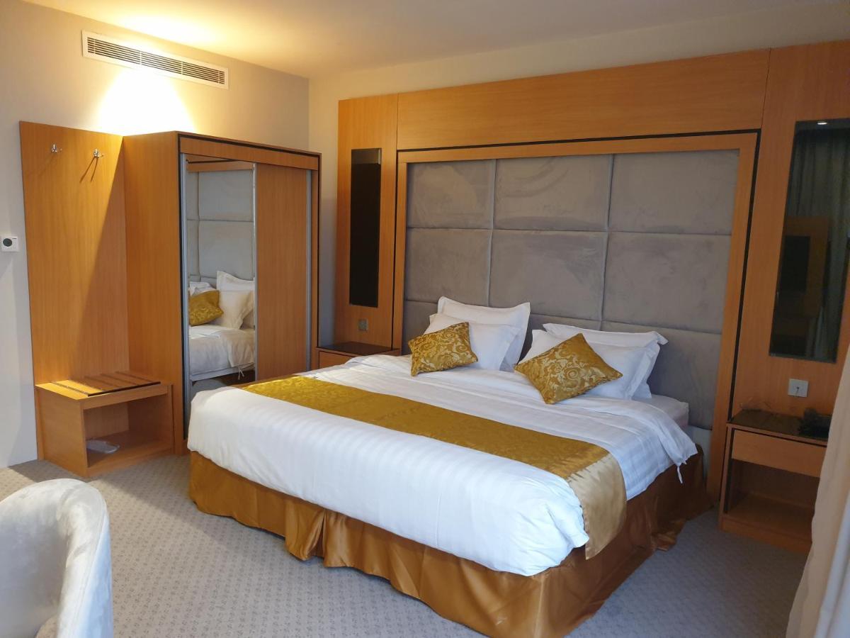 Al Rayyan Tower Hotel Jeddah Ngoại thất bức ảnh